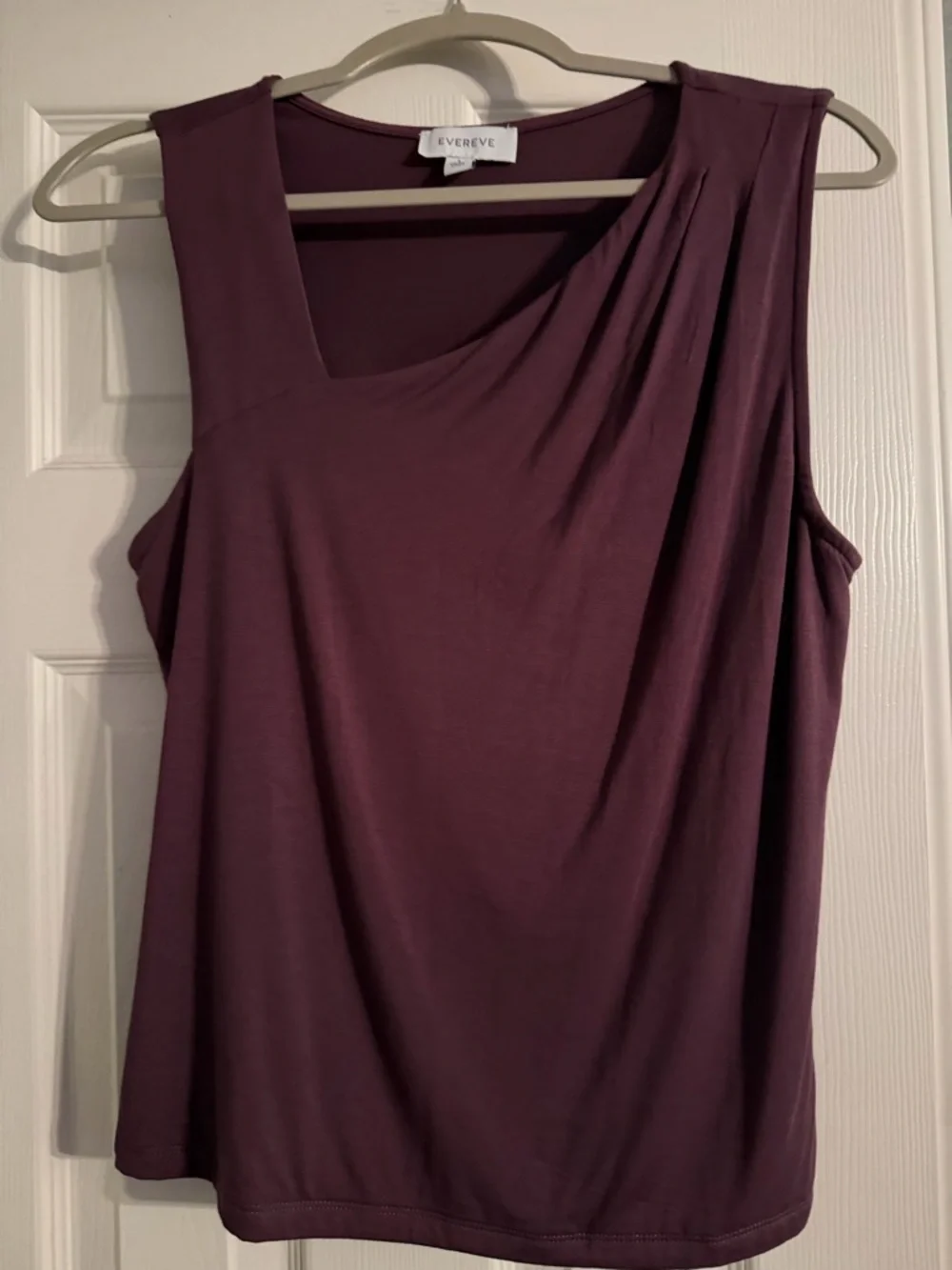 Evereve Plum Asymmetric Neck Sleeveless Tank - Picture 5 of 10